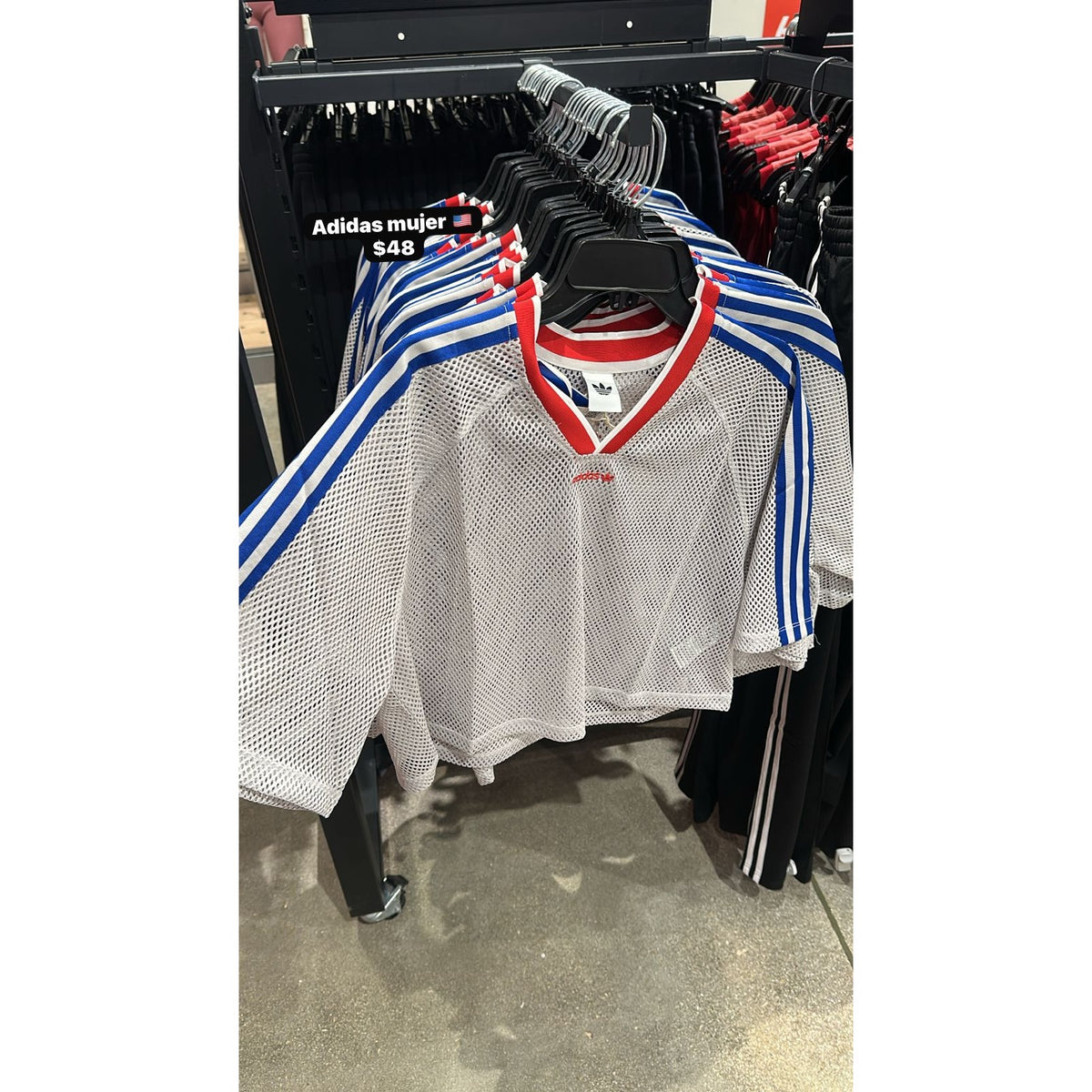 Camiseta Adidas Originals para mujer - modelo 014