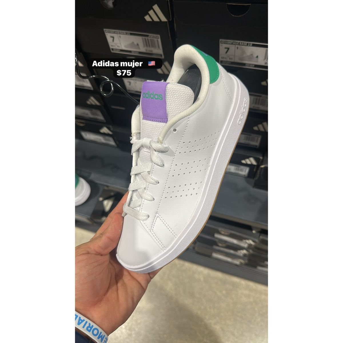 Zapatos Adidas para mujer - modelo 070
