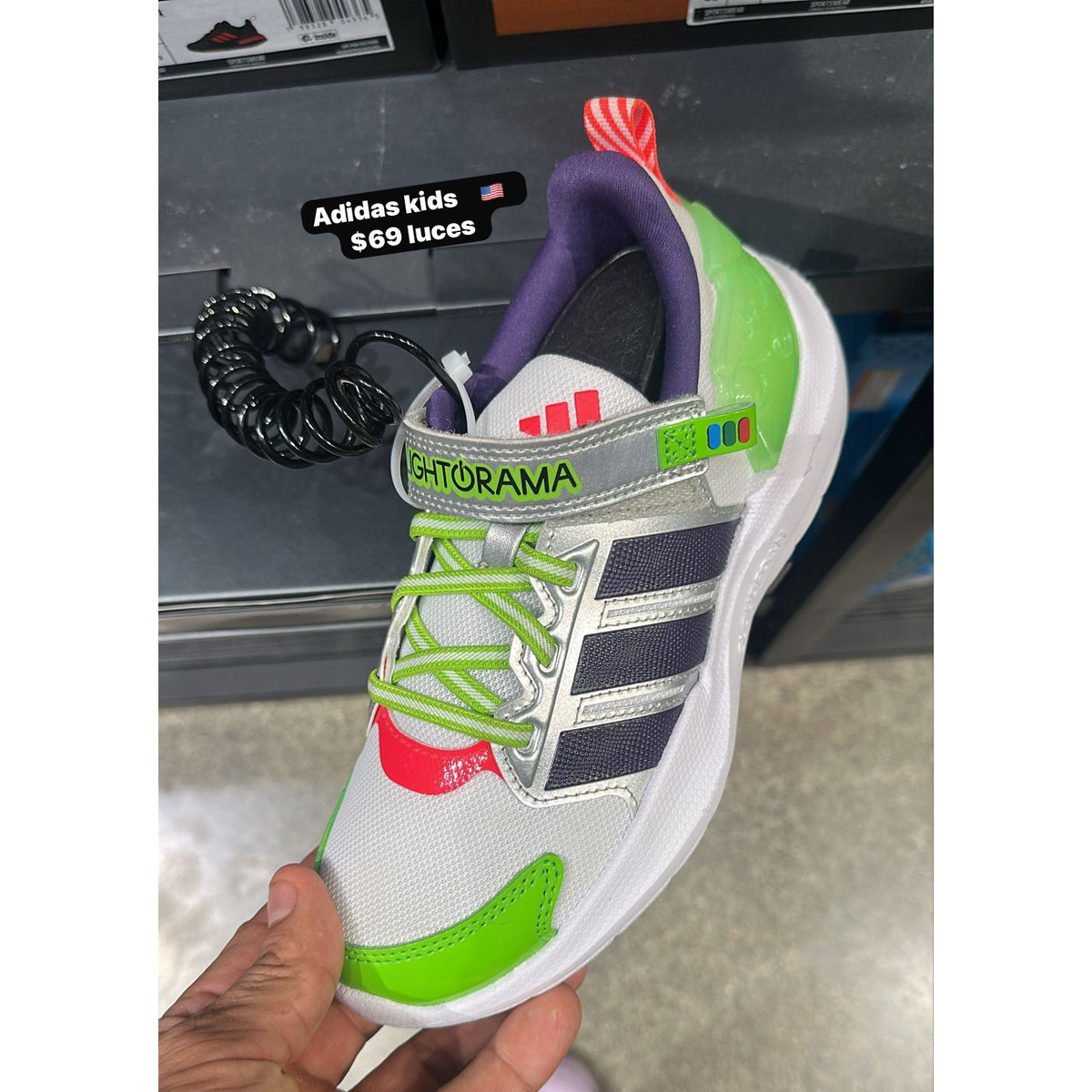 Zapatos Adidas Lightorama con luces para niños - multicolor
