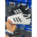 Zapatos Adidas Superstar para niños - blanco y negro