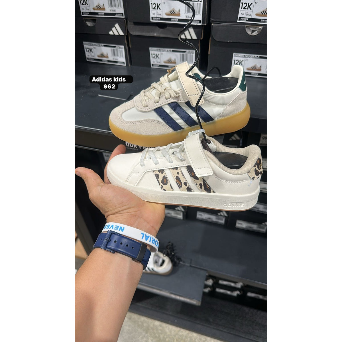 Zapatos Adidas para niños - modelo 141